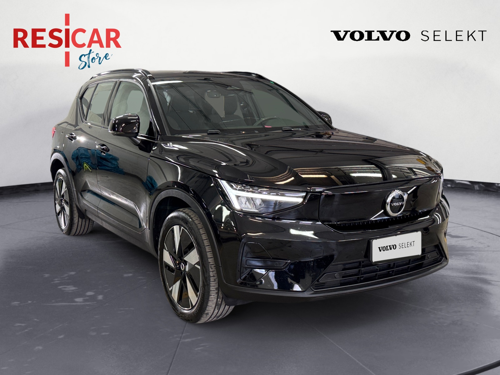 XC40 single motor Core rwd