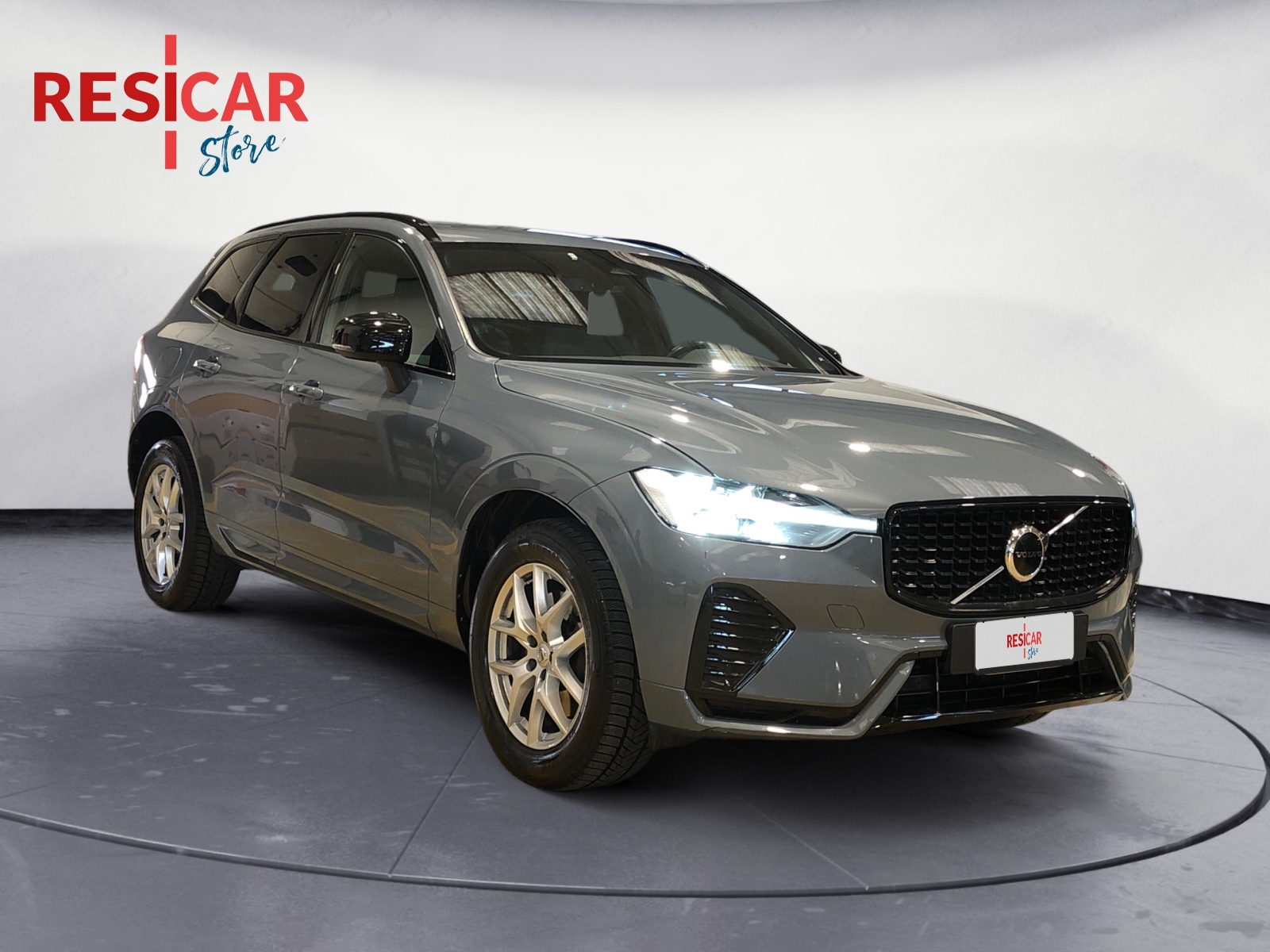 XC60 2.0 b4 Plus Dark awd auto